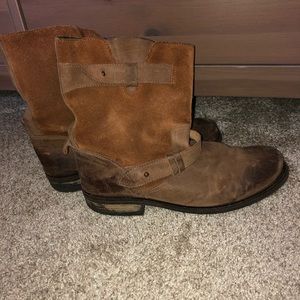 Comfy, distressed boots